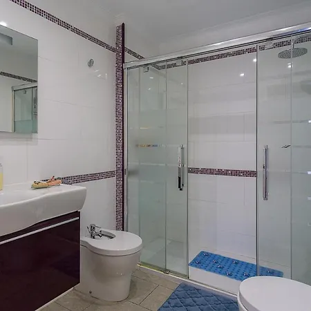 Piso De 2 En Mesa Y Lopez Апартаменты